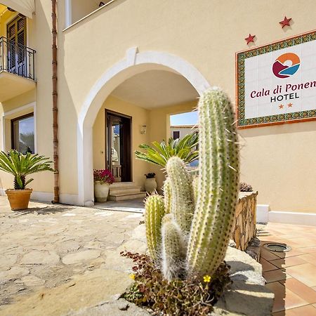 Hotel Cala Di Ponente à Castelluzzo Extérieur photo