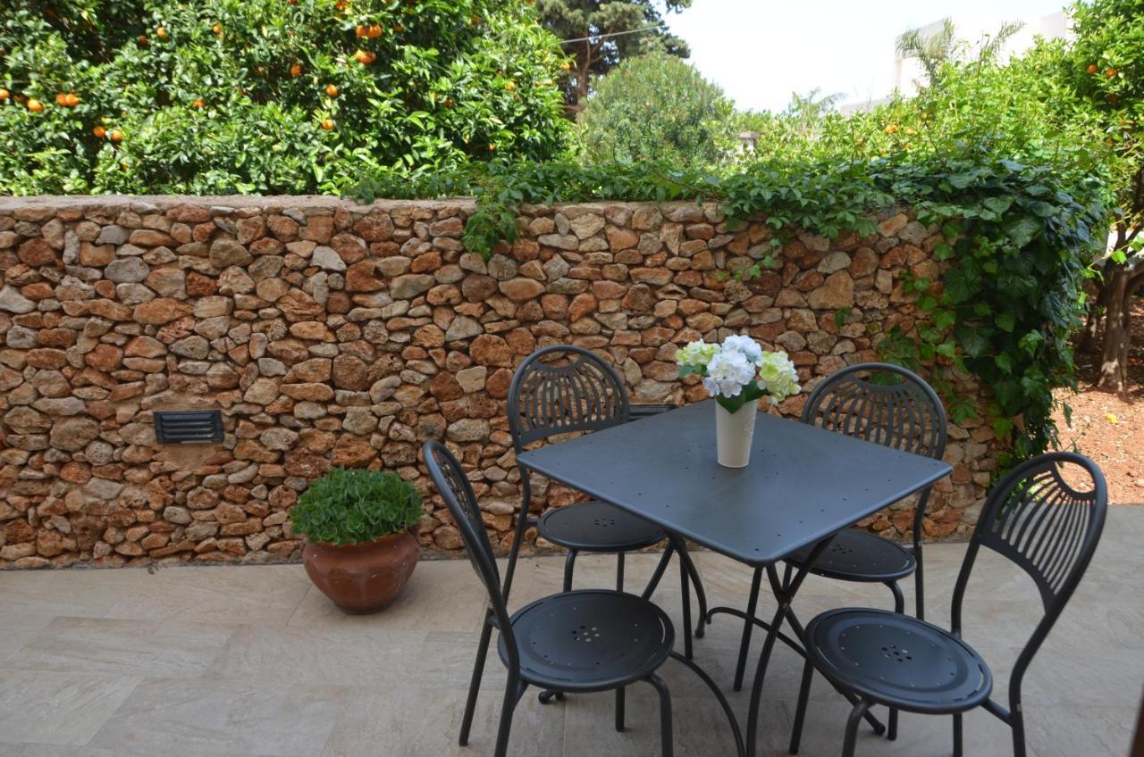 Hotel Cala Di Ponente à Castelluzzo Extérieur photo